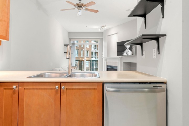 Photo 17 at 405 - 5605 Hampton Place, University VW, Vancouver West