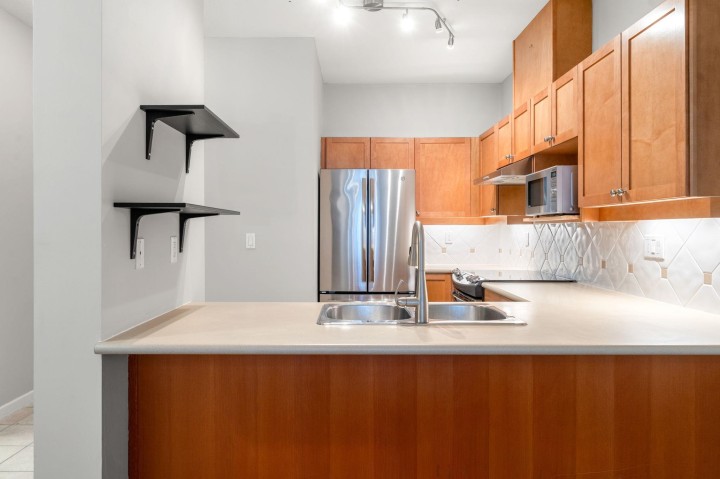 Photo 18 at 405 - 5605 Hampton Place, University VW, Vancouver West