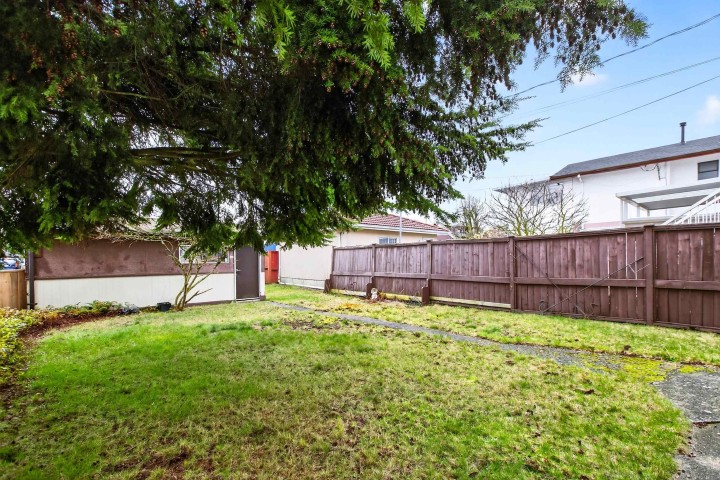 Photo 29 at 2284 E 45th Avenue, Killarney VE, Vancouver East