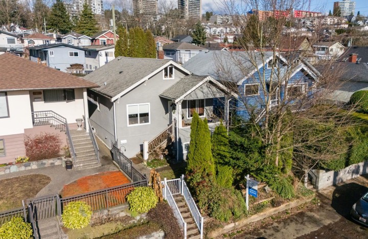 Photo 29 at 3617 Adanac Street, Renfrew VE, Vancouver East