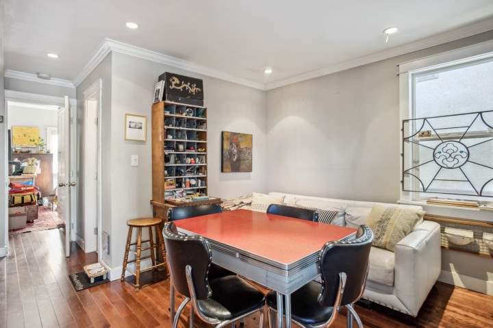 Photo 8 at 3617 Adanac Street, Renfrew VE, Vancouver East