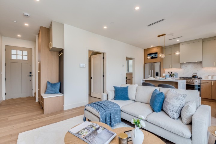 Photo 6 at 1 - 2263 E 35th Avenue, Victoria VE, Vancouver East
