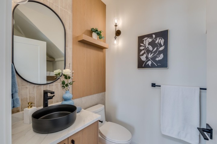 Photo 11 at 1 - 2263 E 35th Avenue, Victoria VE, Vancouver East