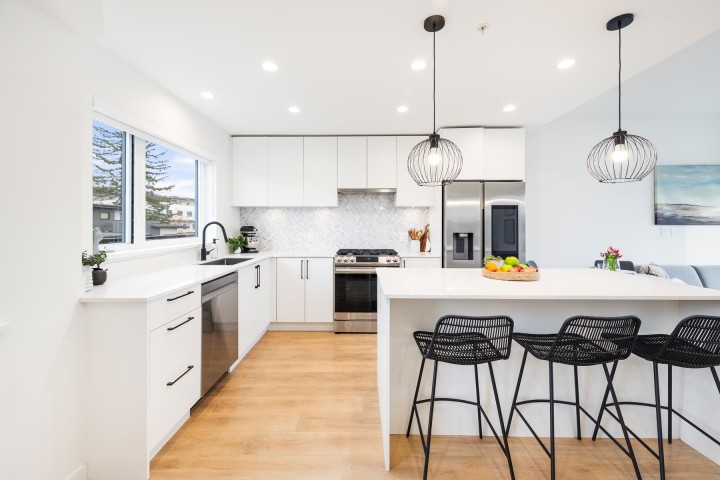 Photo 5 at 444 - 545 E 2nd Street, Lower Lonsdale, North Vancouver