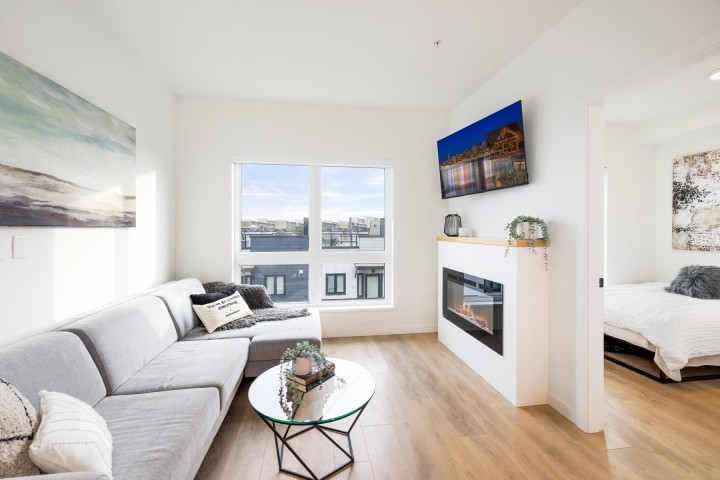 Photo 11 at 444 - 545 E 2nd Street, Lower Lonsdale, North Vancouver