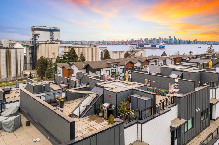 Photo 4 at 444 - 545 E 2nd Street, Lower Lonsdale, North Vancouver