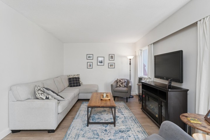 Photo 3 at 2060 Deep Cove Crescent, Deep Cove, North Vancouver