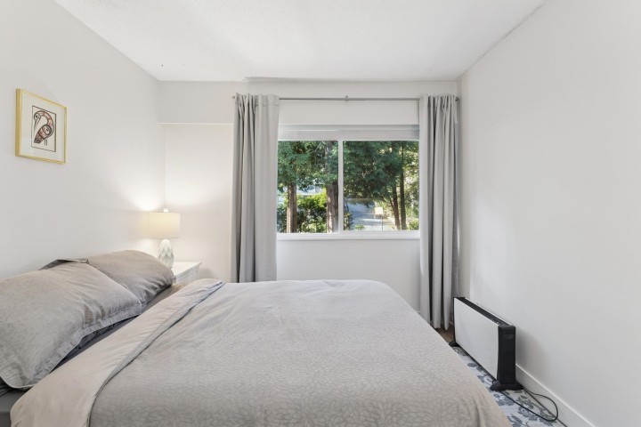 Photo 15 at 2060 Deep Cove Crescent, Deep Cove, North Vancouver