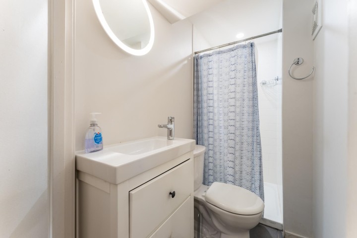 Photo 21 at 2060 Deep Cove Crescent, Deep Cove, North Vancouver