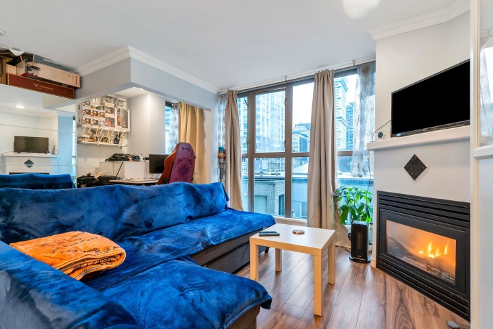 Photo 15 at 502 - 928 Richards Street, Yaletown, Vancouver West