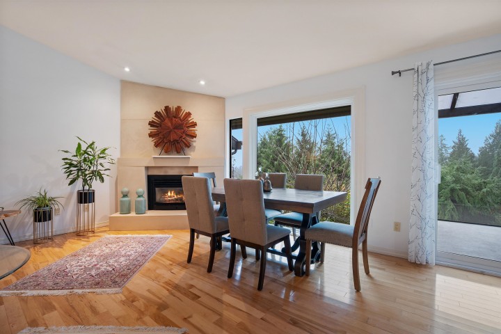 Photo 4 at 5625 Eagle Court, Grouse Woods, North Vancouver