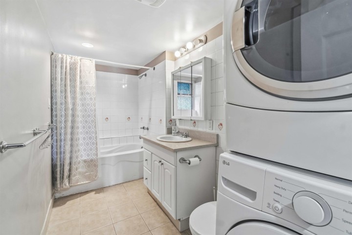 Photo 24 at 552 W 29th Street, Upper Lonsdale, North Vancouver