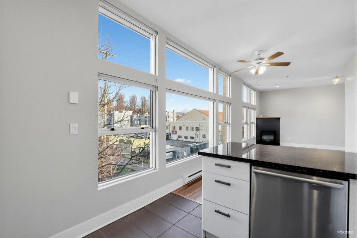 Photo 15 at PH5 - 2088 W 11th Avenue, Kitsilano, Vancouver West