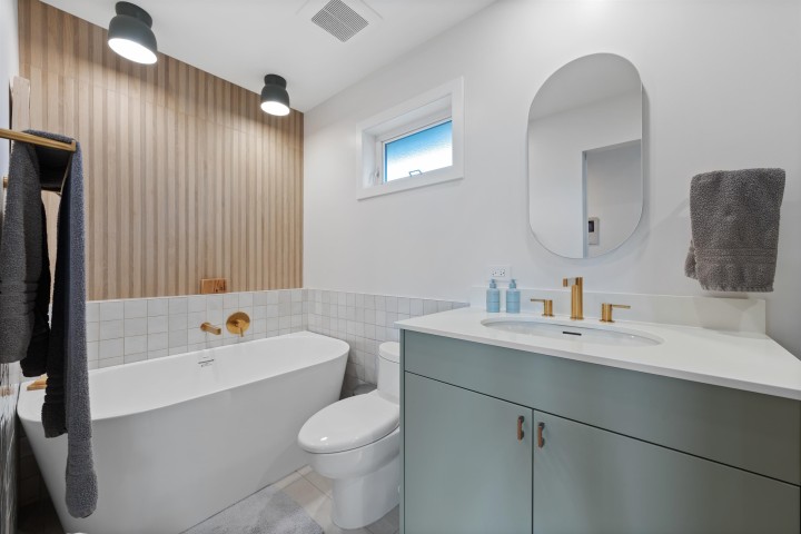 Photo 27 at 335 E 8th Street, Central Lonsdale, North Vancouver