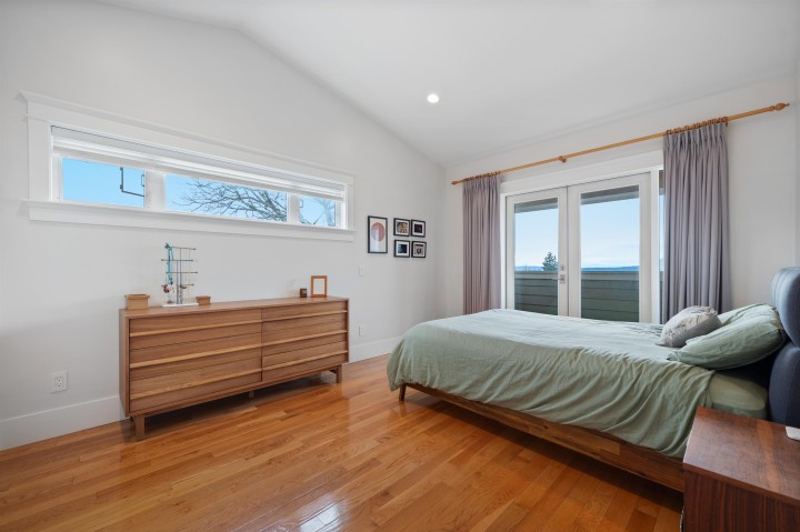 Photo 21 at 335 E 8th Street, Central Lonsdale, North Vancouver