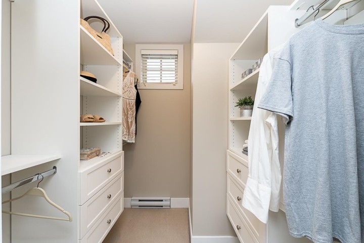 Photo 12 at 966 W 43rd Avenue, Oakridge VW, Vancouver West