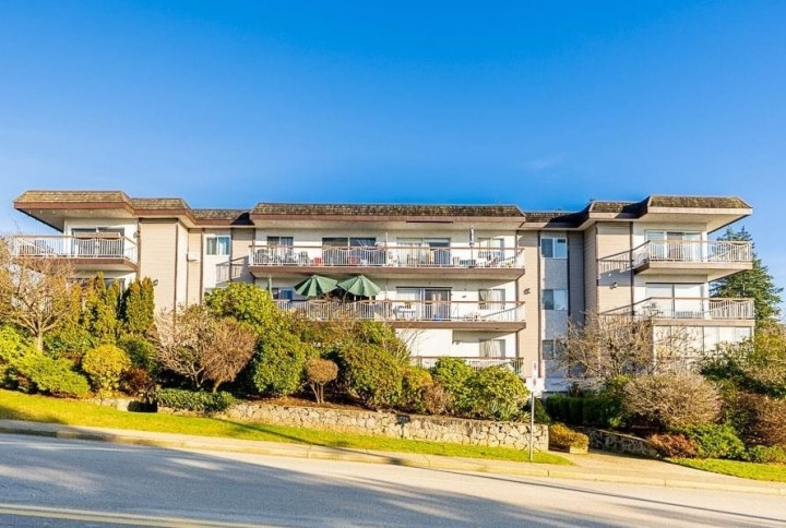 Photo 2 at 318 - 3080 Lonsdale Avenue, Upper Lonsdale, North Vancouver