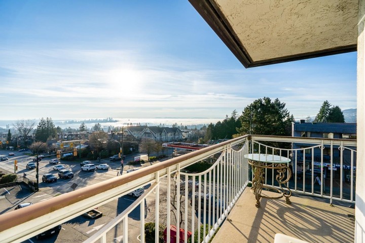 Photo 18 at 318 - 3080 Lonsdale Avenue, Upper Lonsdale, North Vancouver