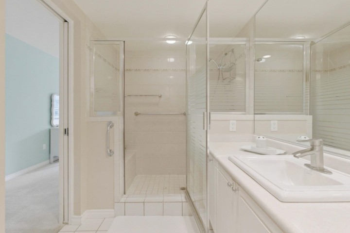 Photo 17 at 312 - 3680 Banff Court, Northlands, North Vancouver