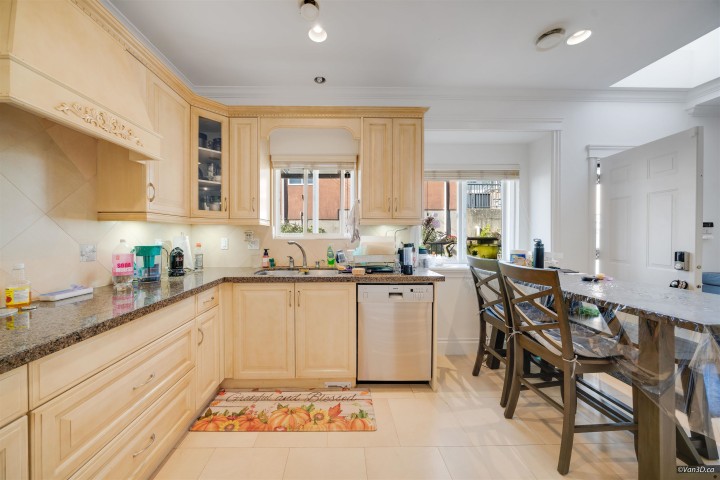 Photo 12 at 2177 Bonaccord Drive, Fraserview VE, Vancouver East