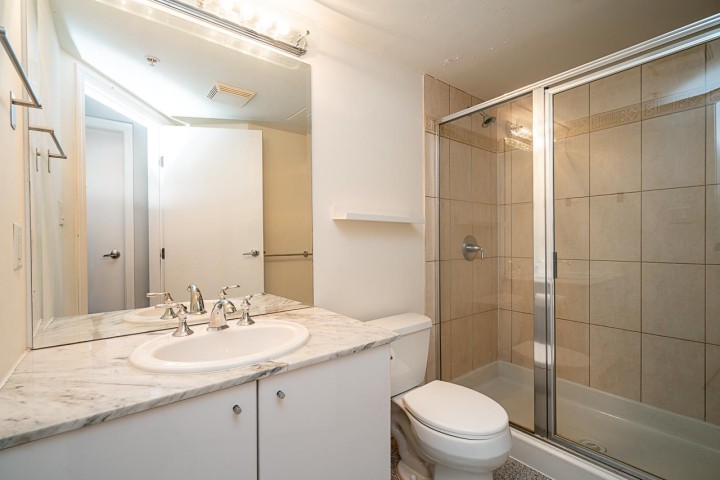 Photo 22 at TH6 - 168 E Esplanade Avenue, Lower Lonsdale, North Vancouver