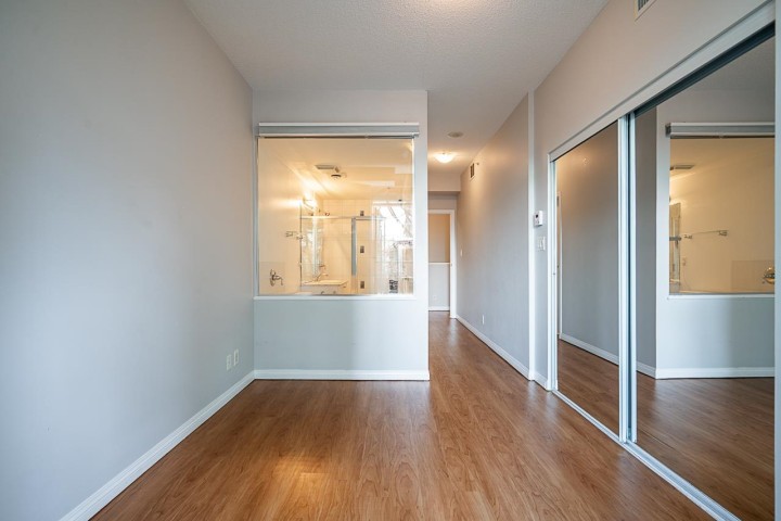 Photo 11 at TH6 - 168 E Esplanade Avenue, Lower Lonsdale, North Vancouver