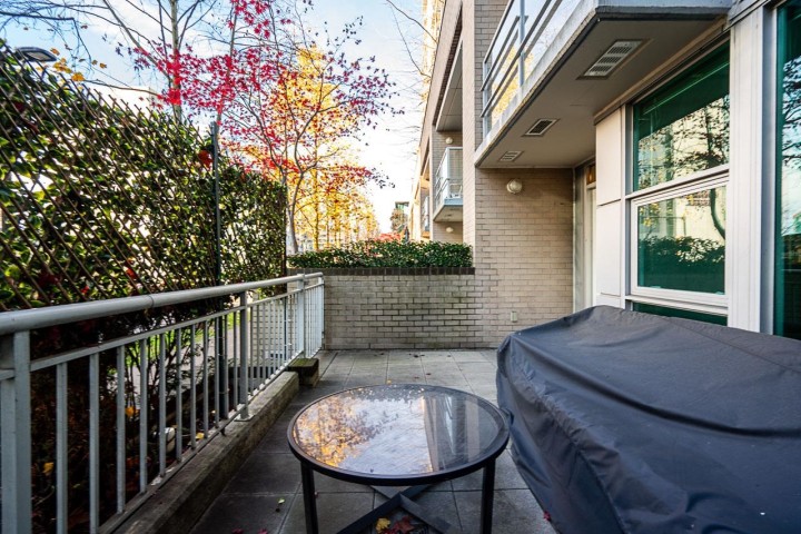 Photo 25 at TH6 - 168 E Esplanade Avenue, Lower Lonsdale, North Vancouver