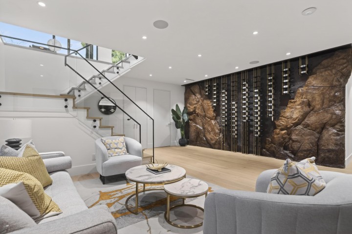 Photo 30 at 922 Wentworth Avenue, Forest Hills NV, North Vancouver