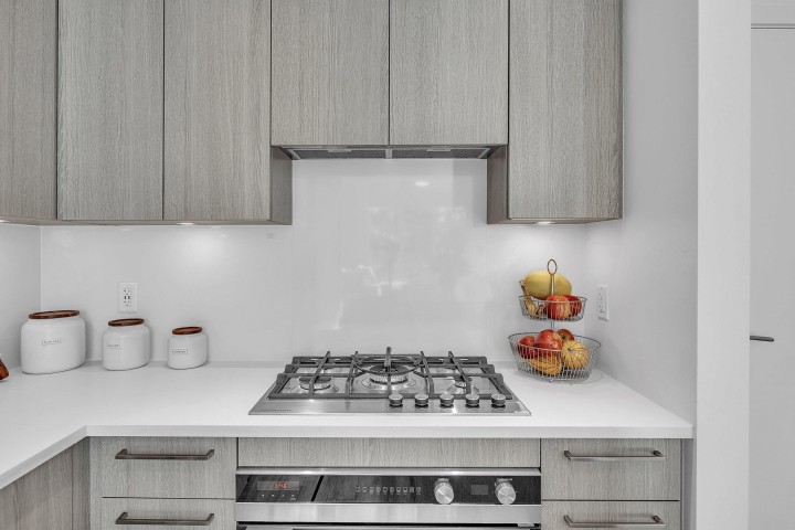 Photo 9 at 205 - 733 E 3rd Street, Queensbury, North Vancouver