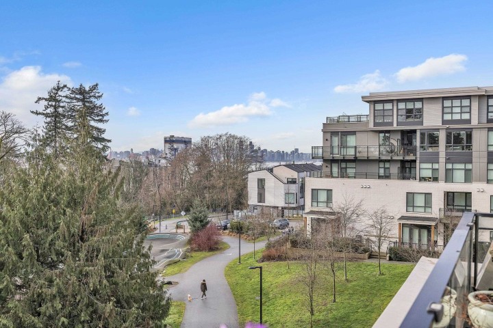 Photo 30 at 205 - 733 E 3rd Street, Queensbury, North Vancouver
