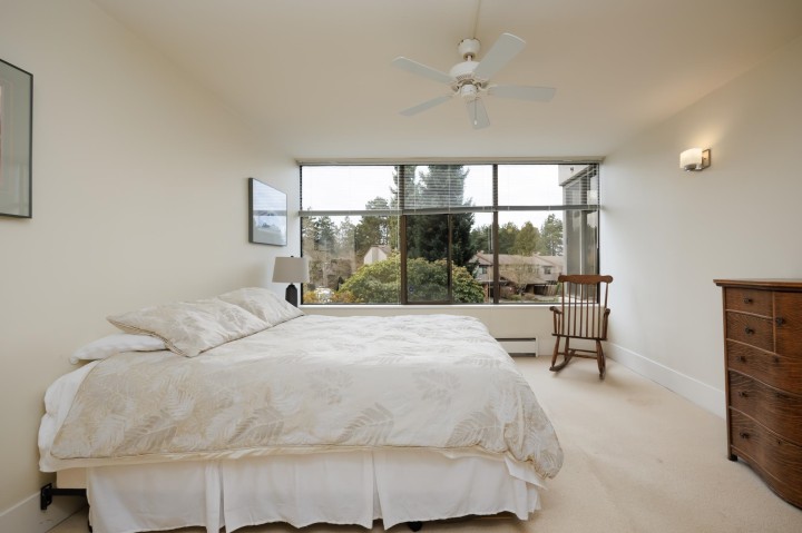 Photo 12 at 112 - 4101 Yew Street, Quilchena, Vancouver West