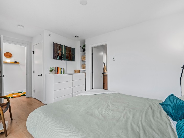 Photo 19 at 27 - 533 E 3rd Street, Lower Lonsdale, North Vancouver