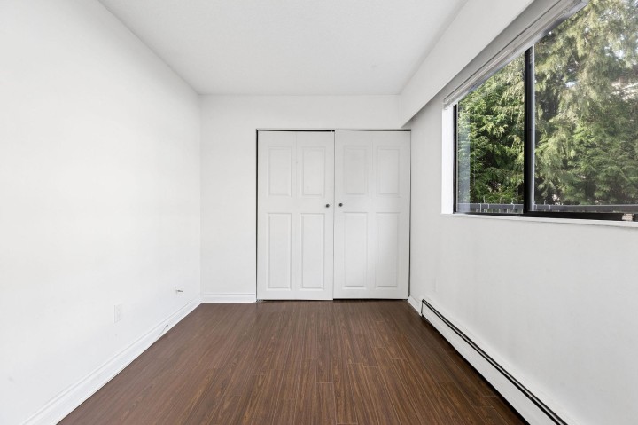 Photo 13 at 203 - 330 E 1st Street, Lower Lonsdale, North Vancouver