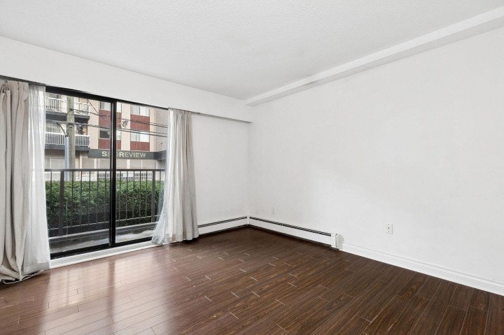 Photo 18 at 203 - 330 E 1st Street, Lower Lonsdale, North Vancouver