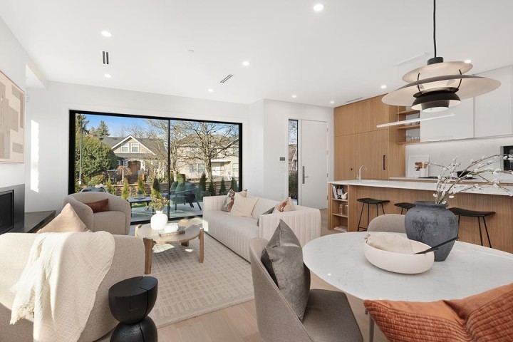 Photo 13 at 396 W 21 Avenue, Cambie, Vancouver West