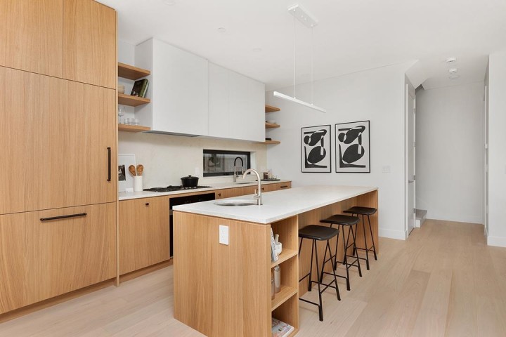 Photo 10 at 396 W 21 Avenue, Cambie, Vancouver West