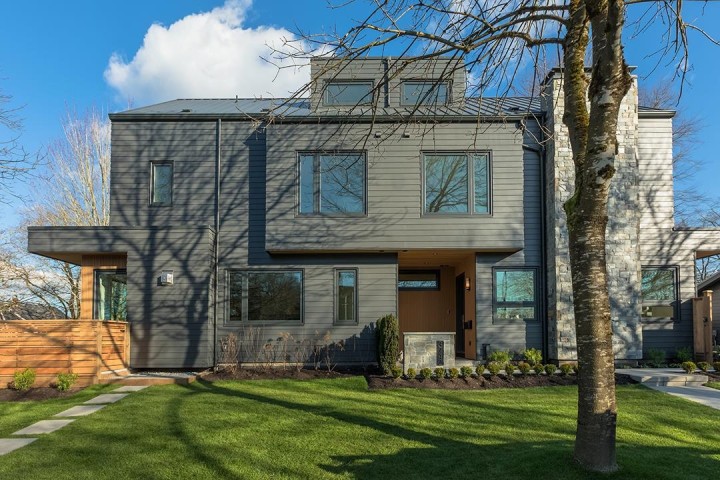 Photo 2 at 3742 Yukon Street, Cambie, Vancouver West