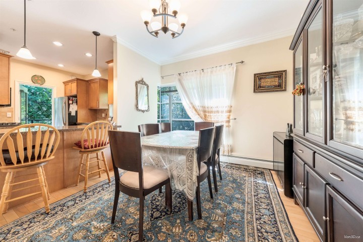 Photo 8 at 15 - 3150 Sunnyhurst Road, Lynn Valley, North Vancouver