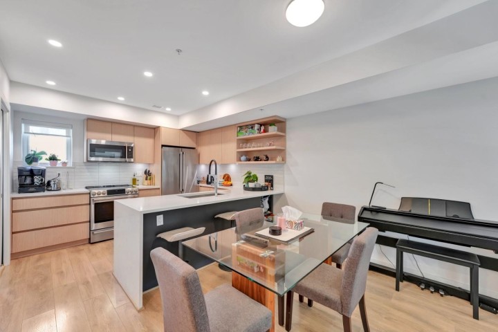 Photo 16 at 3 - 752 E 3rd Street, Queensbury, North Vancouver