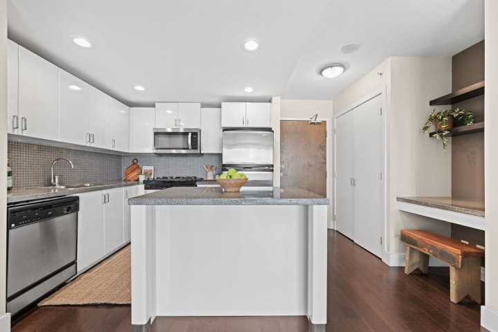 Photo 4 at 1209 - 155 W 1st Street, Lower Lonsdale, North Vancouver