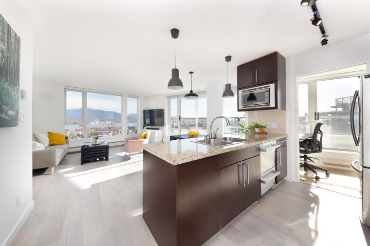 Photo 1 at 3705 - 188 Keefer Place, Downtown VW, Vancouver West