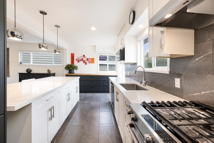 Photo 11 at 935 Beaconsfield Road, Forest Hills NV, North Vancouver