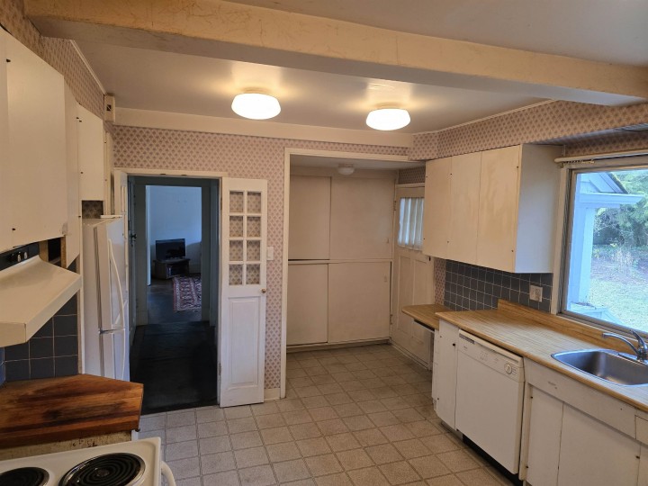 Photo 9 at 3491 W 37th Avenue, Dunbar, Vancouver West