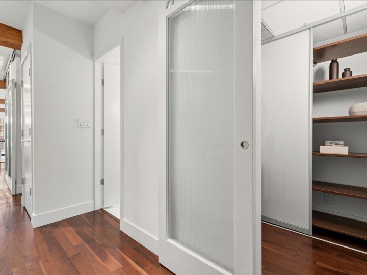 Photo 14 at 301 - 1275 Hamilton Street, Yaletown, Vancouver West