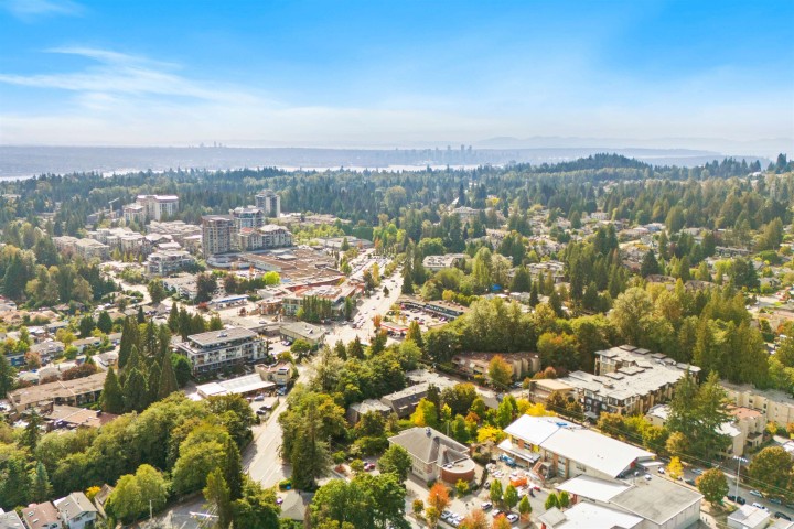 Photo 30 at 3192 Mountain Highway, Lynn Valley, North Vancouver