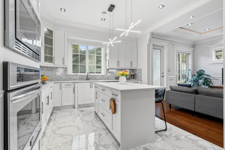 Photo 9 at 5058 Dunbar Street, Dunbar, Vancouver West