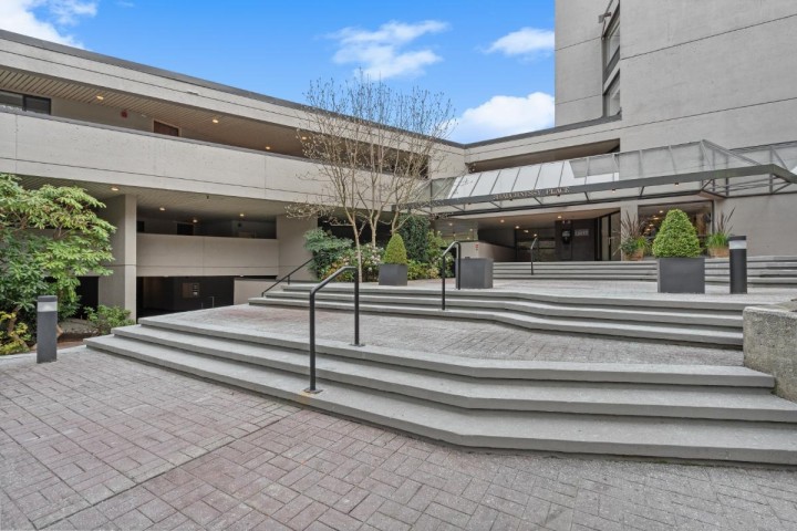 Photo 1 at 106 - 4900 Cartier Street, Shaughnessy, Vancouver West