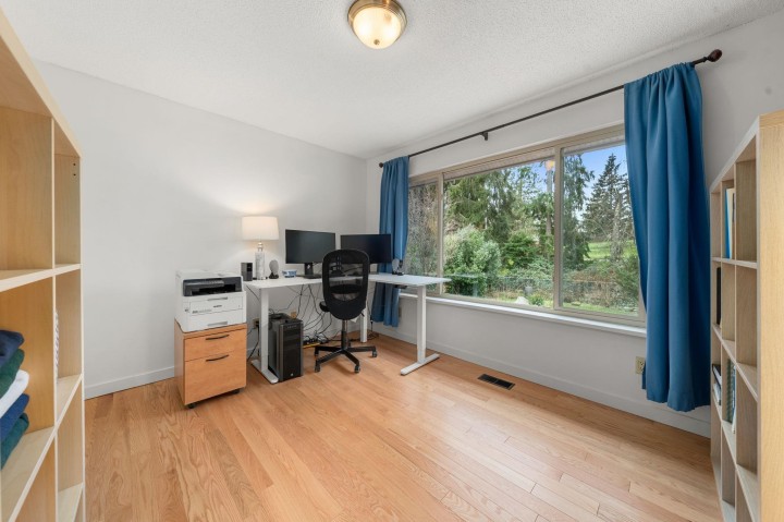 Photo 18 at 667 Fairway Drive, Dollarton, North Vancouver