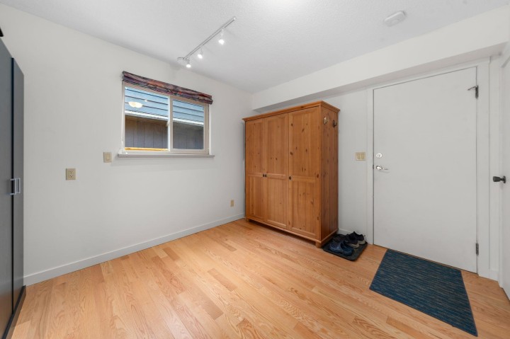 Photo 25 at 667 Fairway Drive, Dollarton, North Vancouver