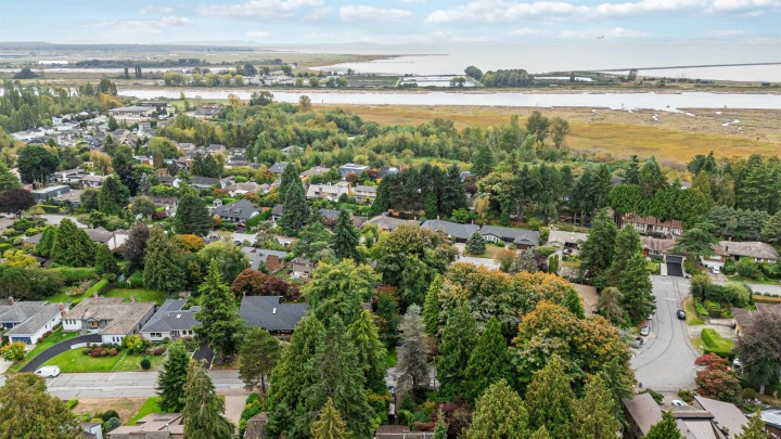 Photo 36 at 4262 Yuculta Crescent, University VW, Vancouver West